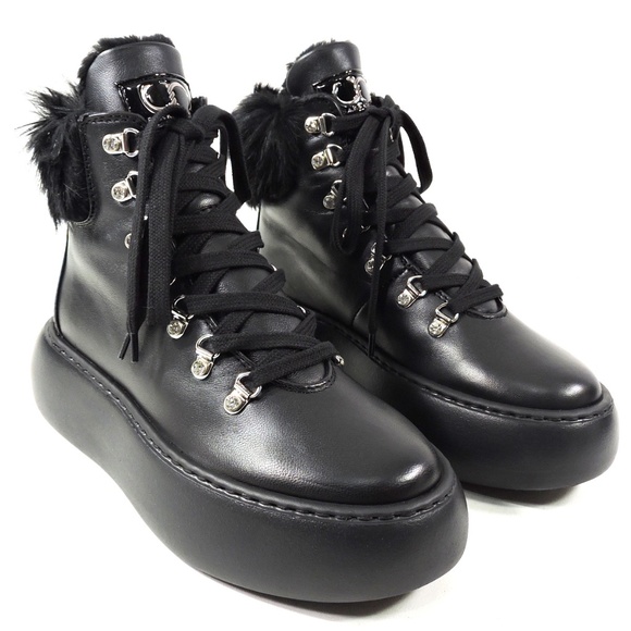 CASADEI 🇮🇹 WOMEN'S BLACK SOFT LEATHER WINTER FASHION BOOTIE - Picture 2 of 8